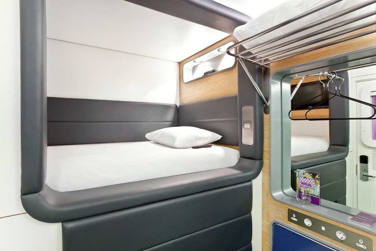 Yotelair London Heathrow Airport Hillingdon Exterior photo